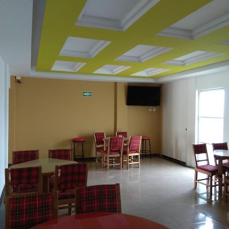 Hotel Rubi 曼萨尼约 外观 照片