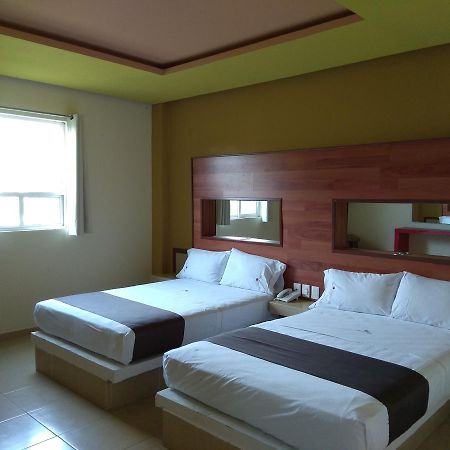 Hotel Rubi 曼萨尼约 外观 照片