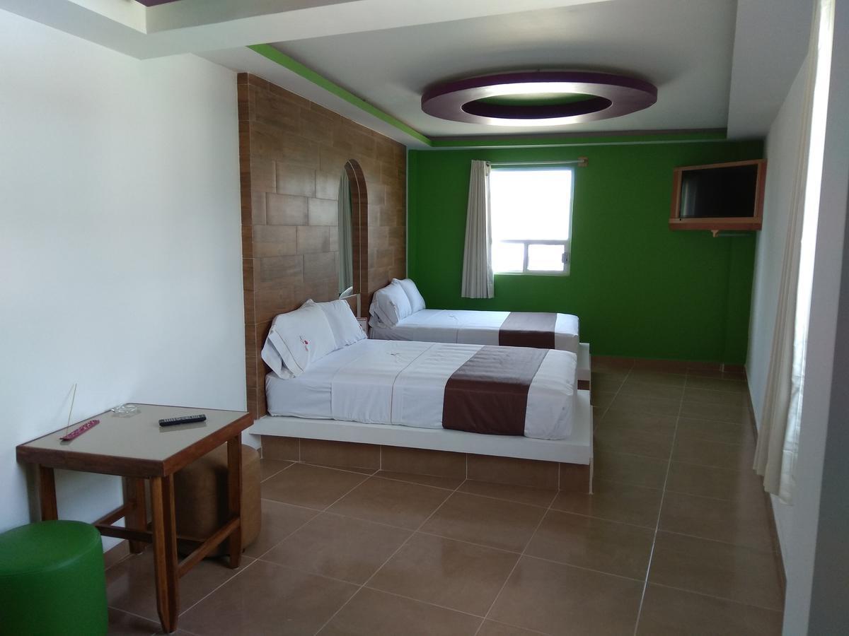 Hotel Rubi 曼萨尼约 外观 照片